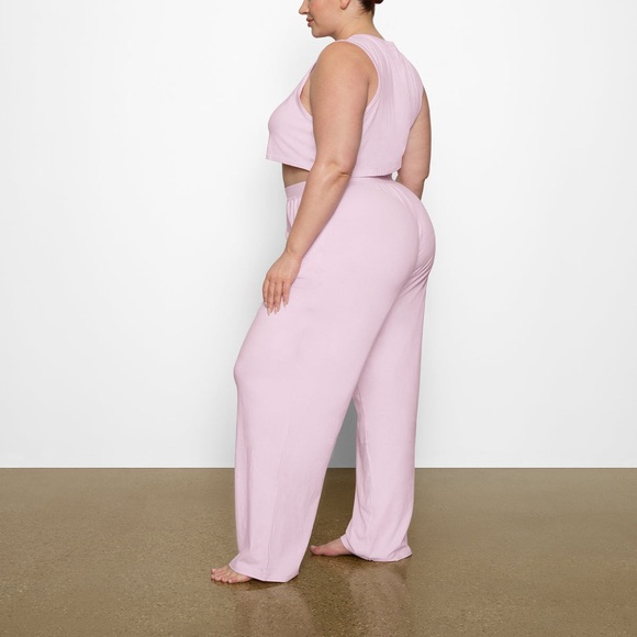 🌸SKIMS LOOSE BOYFRIEND PANTS IN CHERRY BLOSSOM XS S M L - Picture 2 of 6
